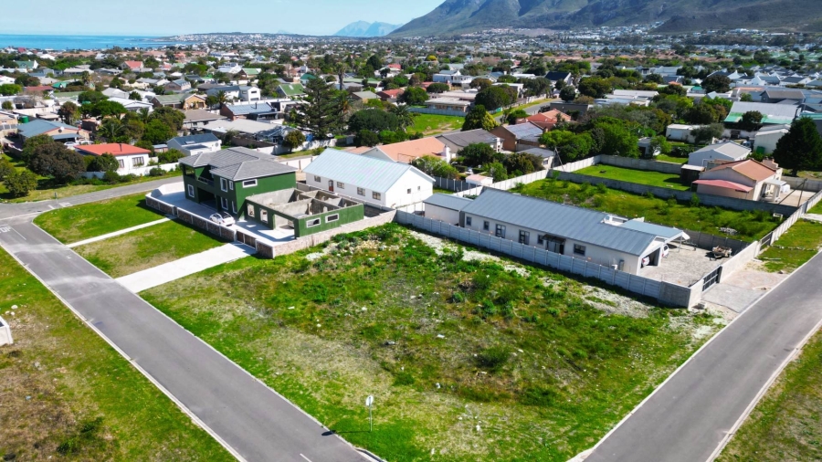 0 Bedroom Property for Sale in Sandbaai Western Cape